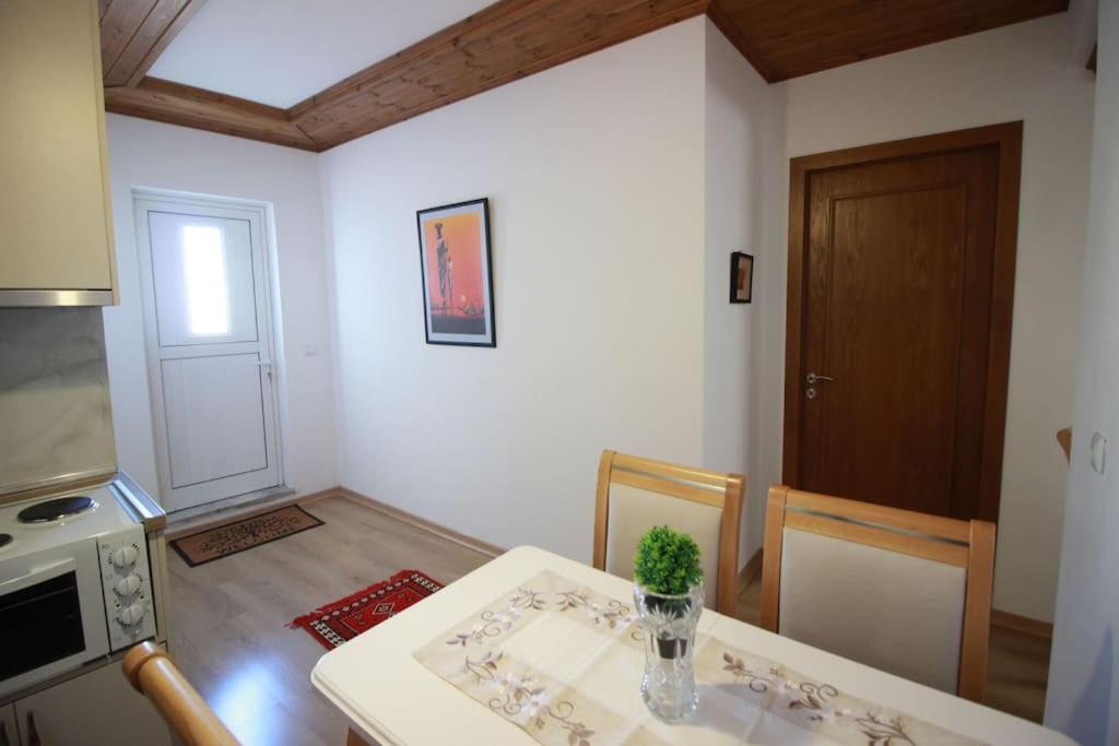Gjirokastër Emblematic House 3 아파트 외부 사진