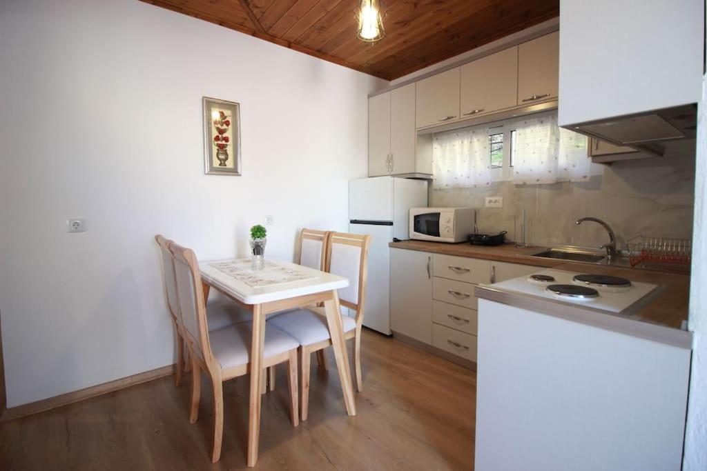 Gjirokastër Emblematic House 3 아파트 외부 사진